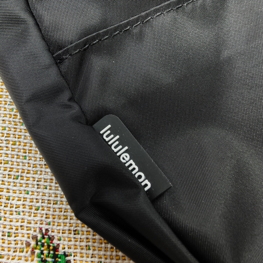 Lululemon All Night Festival Bag 5L - Black Gold Hardware Travel Crossbody - Picture 4 of 7